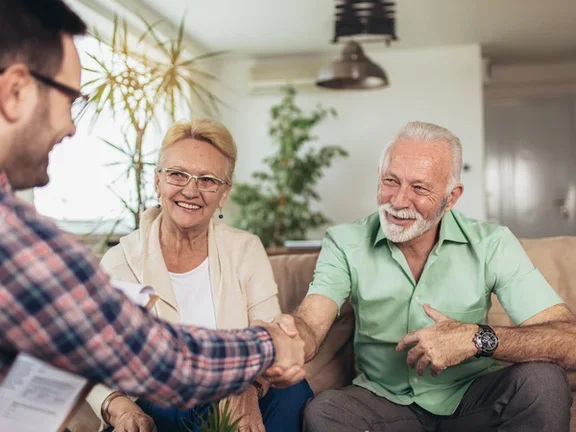 Technician Visiting patient at home